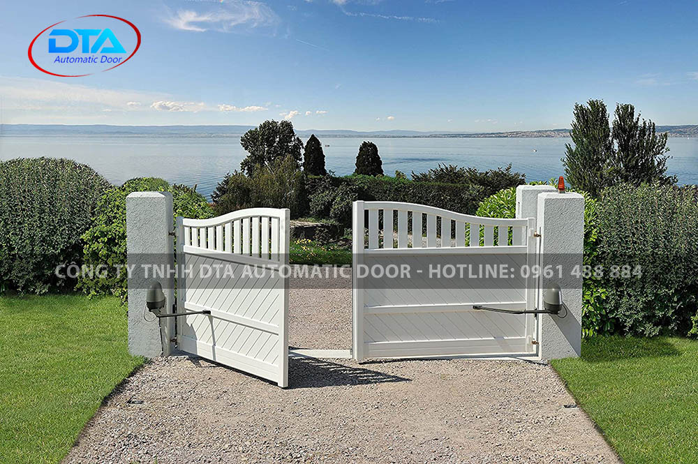 cong tu dong gia re 11