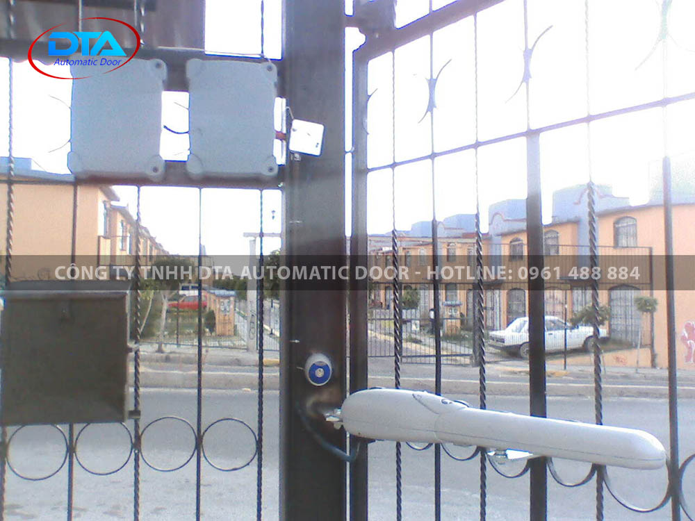 Công Ty Cung Cấp Mô Tơ Cổng Tự Động 6 cong tu dong gia re 19