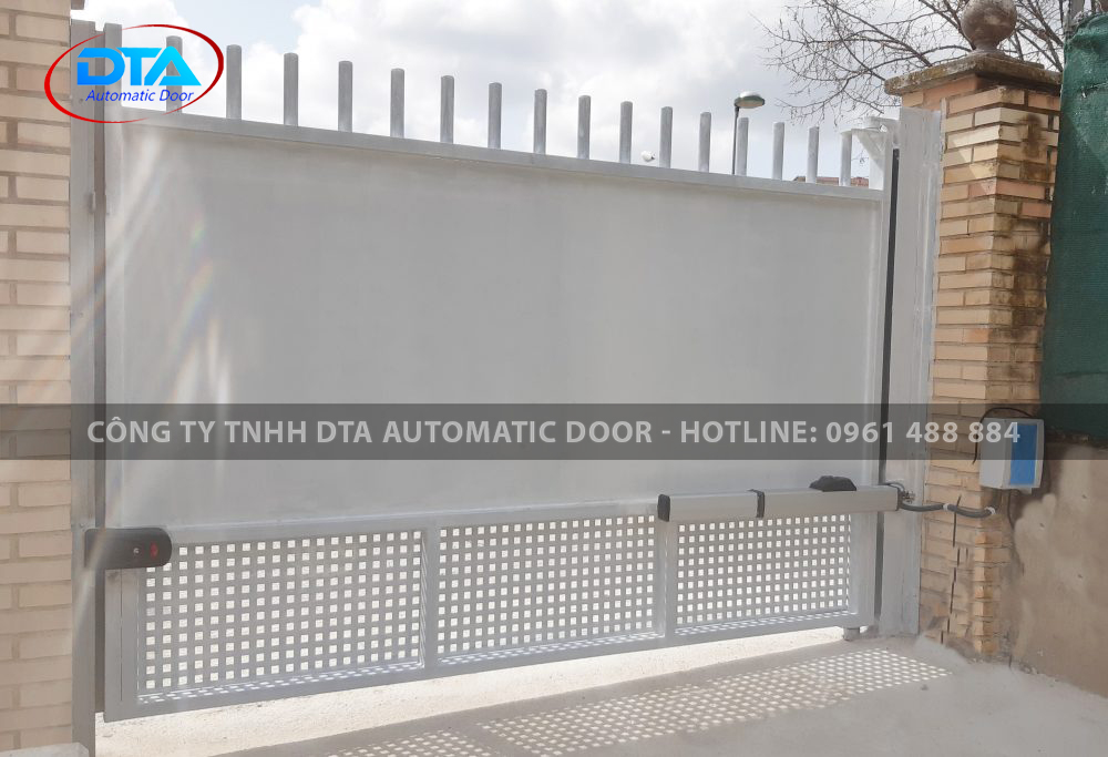 cong tu dong gia re 30