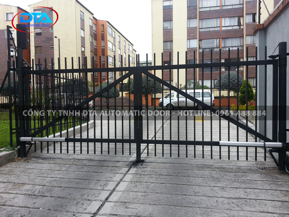 cong tu dong gia re 31