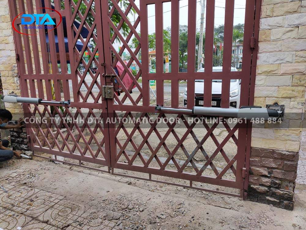 cong ty cong tu dong 05