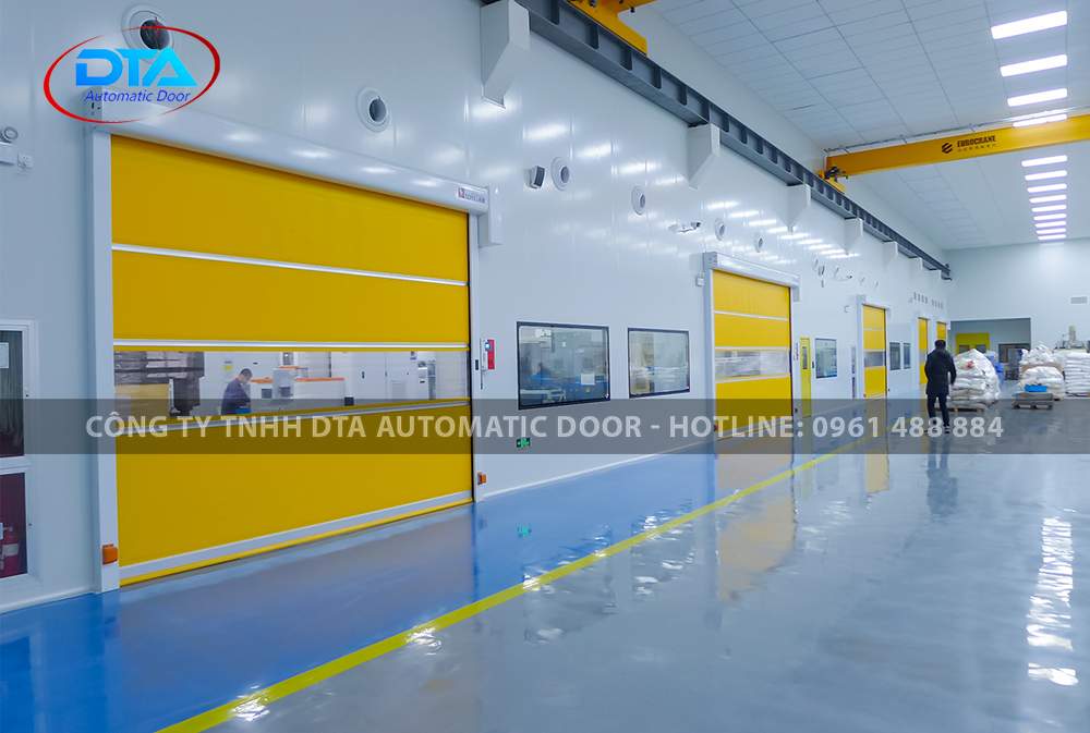 cua cuon nhanh pvc 2