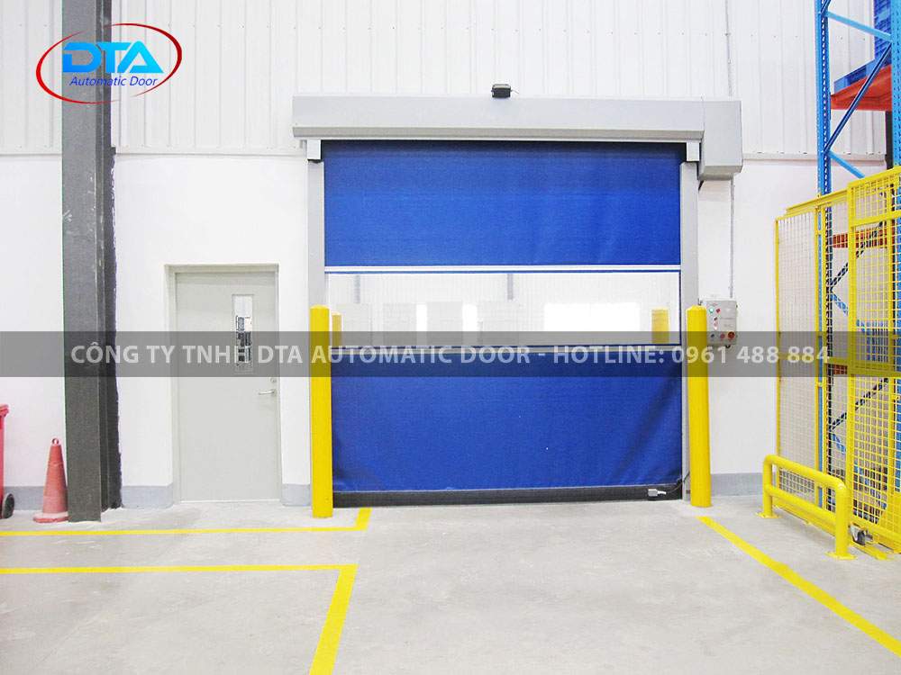 cua cuon nhanh pvc 9