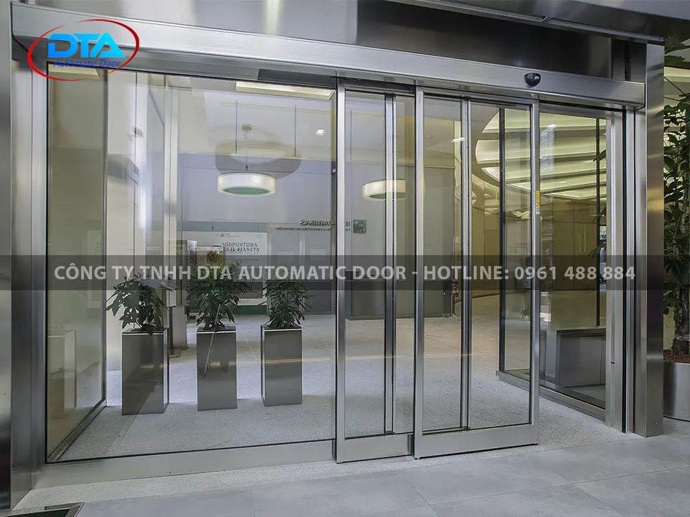 cua kinh truot tu dong 13