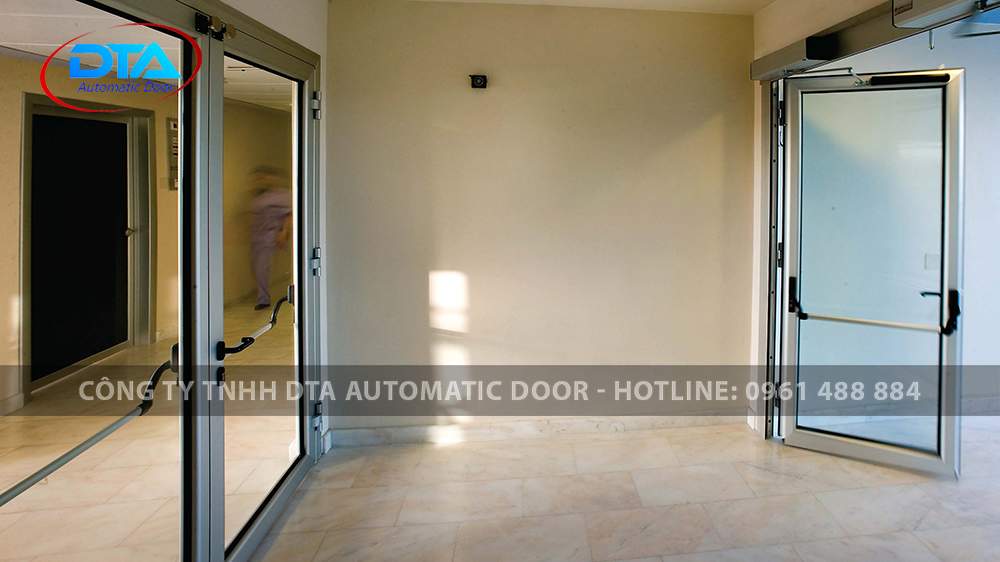 cua kinh truot tu dong 36