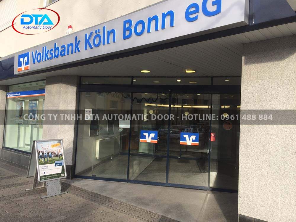 cua truot tu dong gia re 35