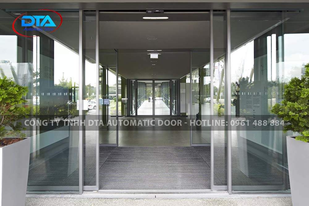 cua truot tu dong gia re 48