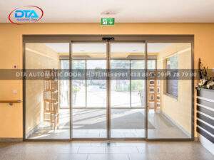 lap dat cua kinh tu dong 06