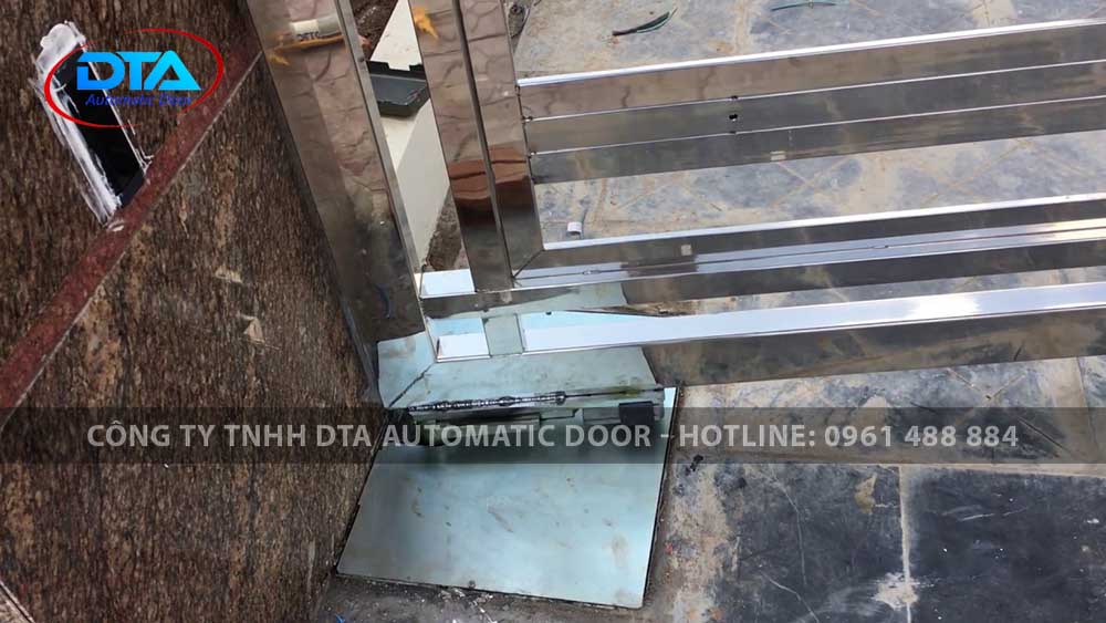 motor thiet bi cong tu dong 15