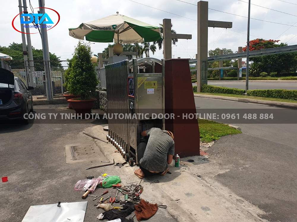 sua chua cong tu dong 09