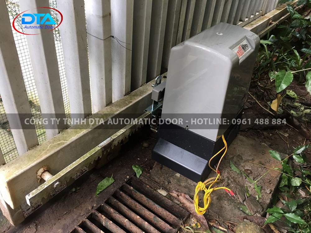 sua chua cong tu dong 10