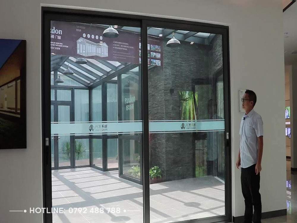 TOP mẫu cửa nhôm Xingfa màu xám ghi thịnh hành nhất 2022 28 top mau cua nhom xingfa mau xam ghi thinh hanh nhat 2022 14