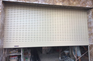 cua cuon dan dung 08