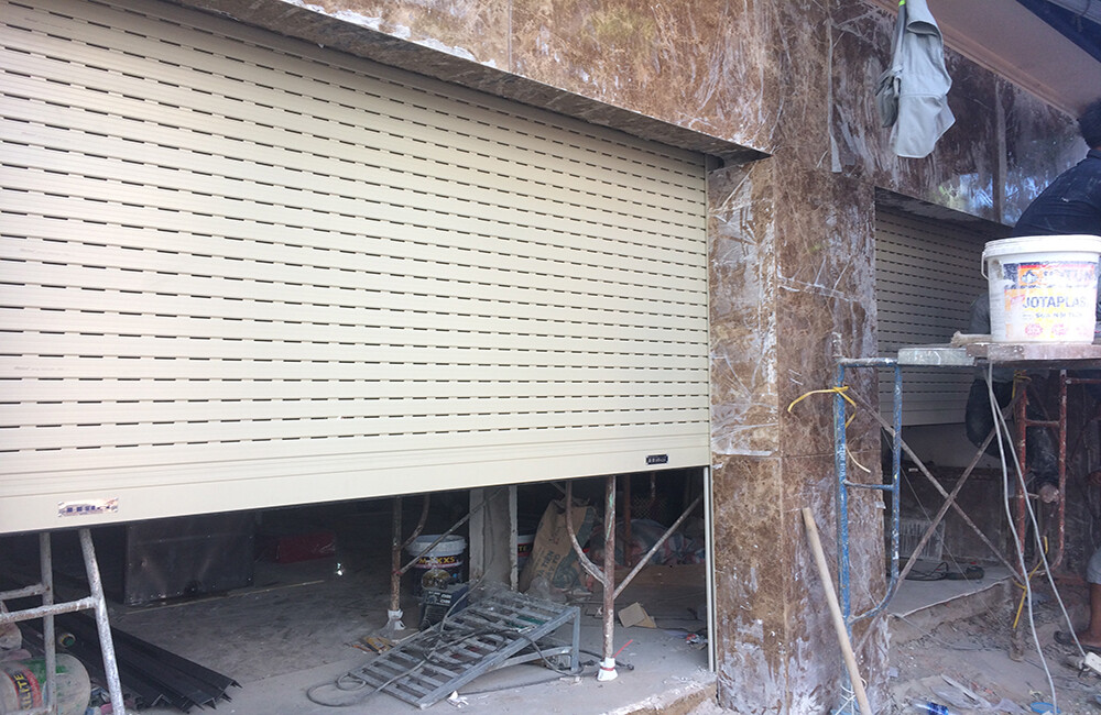 cua cuon dan dung 09